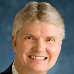 Bidragsyter Kim S. Cameron